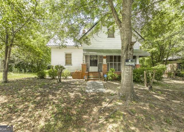 Property at 836 Grady St S, Macon, GA 31206, 3 beds, 2 baths