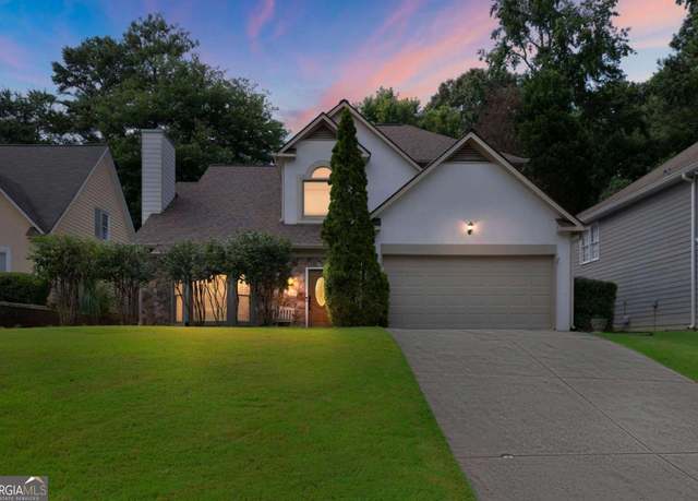 Property at 110 River Terrace Pt, Roswell, GA 30076, 3 beds, 2.5 baths