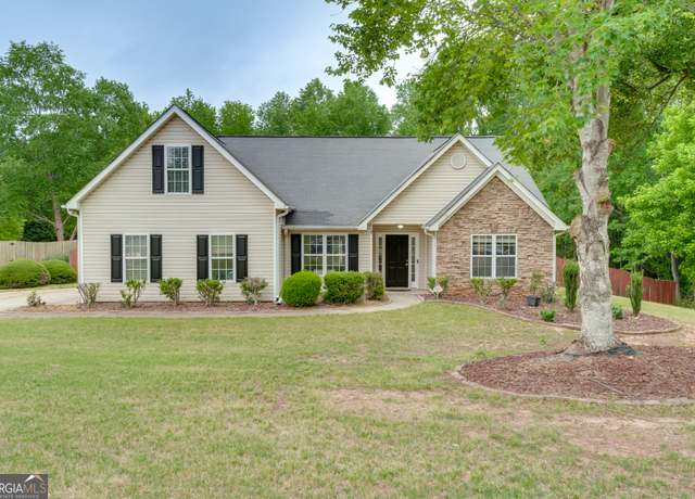 Property at 6134 Devonshire Dr, Flowery Branch, GA 30542, 4 beds, 2 baths