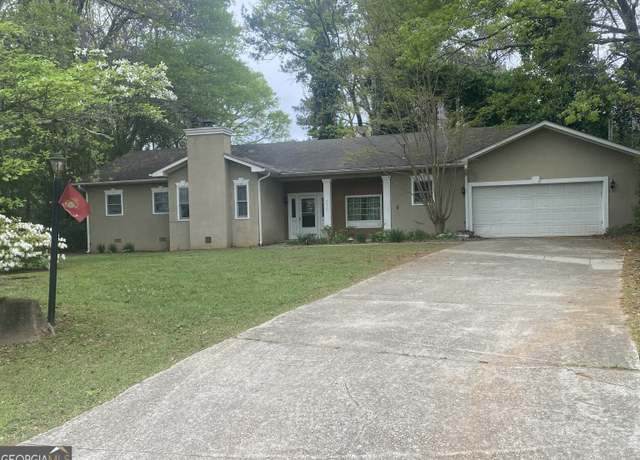 Property at 191 Lagrange St, Grantville, GA 30220, 3 beds, 3 baths