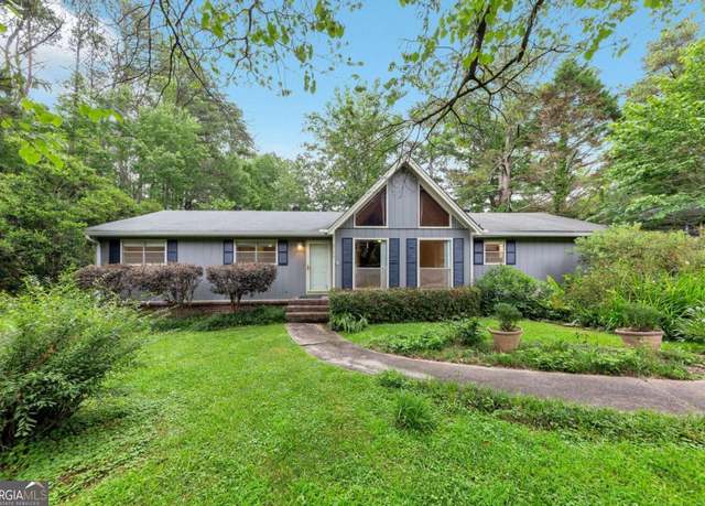Property at 2736 Whisper Trl, Douglasville, GA 30135, 3 beds, 2 baths
