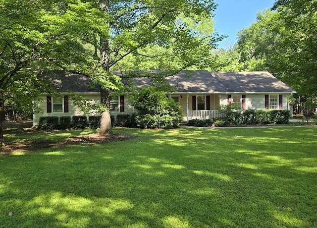 Property at 140 Dixie Ln, Covington, GA 30014, 3 beds, 3 baths