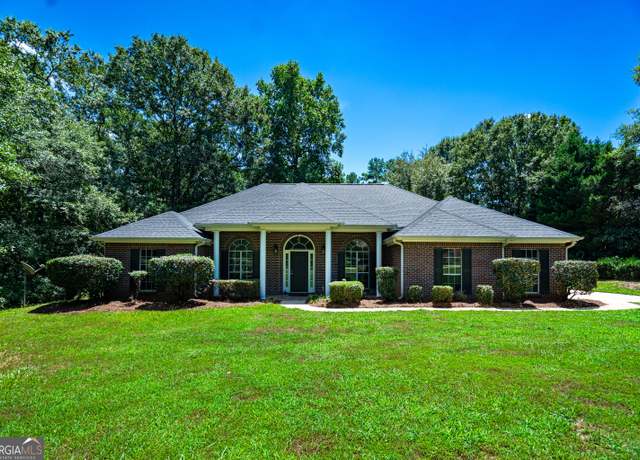 Property at 159 Wellington Dr, Lagrange, GA 30241, 4 beds, 3 baths