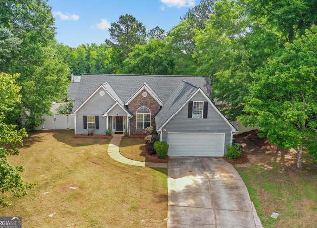 Property at 556 Walton Dr, Social Circle, GA 30025, 4 beds, 2 baths