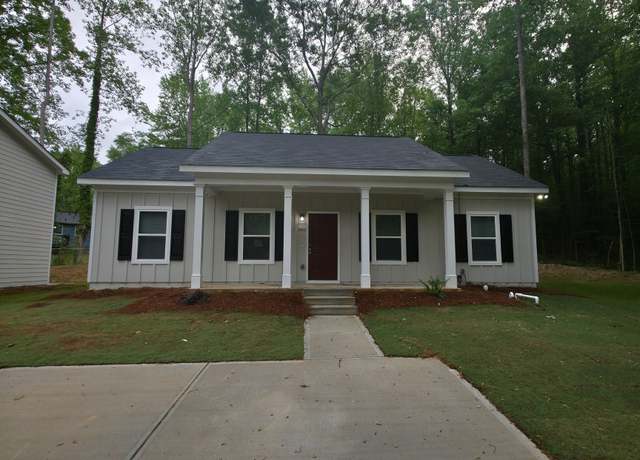 Property at 360 Washington Dr, Athens, GA 30601, 3 beds, 2 baths