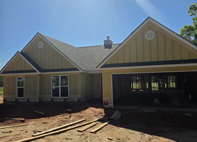 Property at 3251 Broadnax Mill Rd #3, Loganville, GA 30052, 4 beds, 2.5 baths