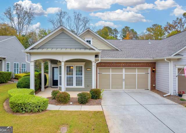 Property at 6208 Longleaf Dr, Hoschton, GA 30548, 2 beds, 2 baths