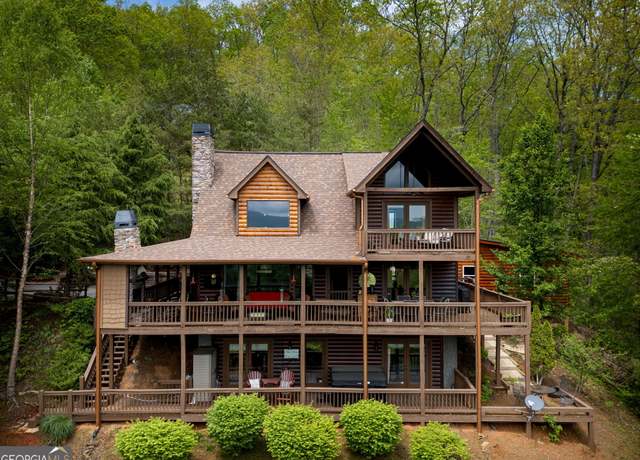 Property at 940 Whispering Lake Dr, Blue Ridge, GA 30513, 4 beds, 3 baths