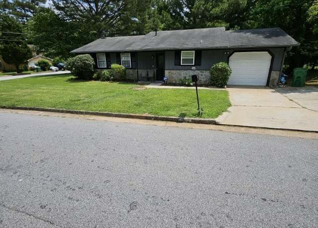 Property at 5639 Mallard Trl, Lithonia, GA 30058, 3 beds, 2 baths