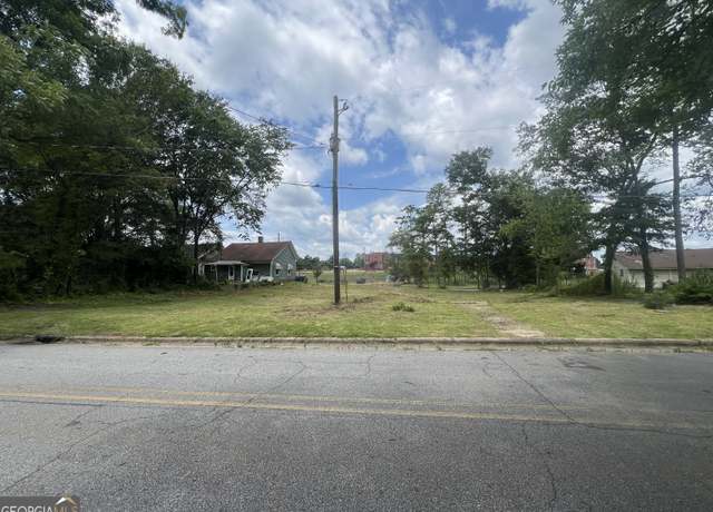 Property at 333 N 10th St, Griffin, GA 30223