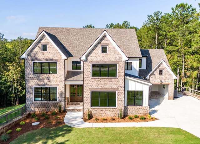 Property at 615 Forest Pointe Dr, Forsyth, GA 31029, 5 beds, 5.5 baths