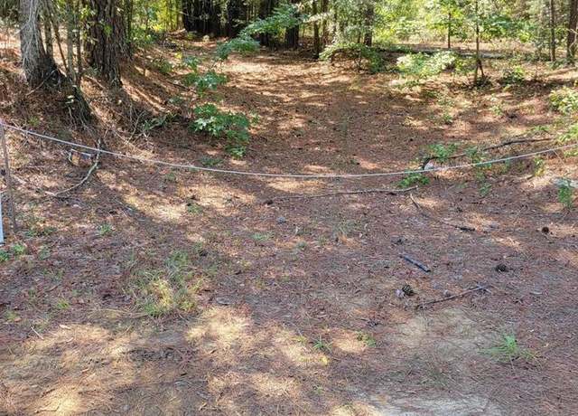Property at 691 W Trilby St, Wrightsville, GA 31096