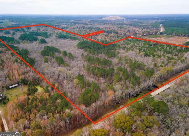 Property at 301 Broadhurst Rd, Jesup, GA 31546