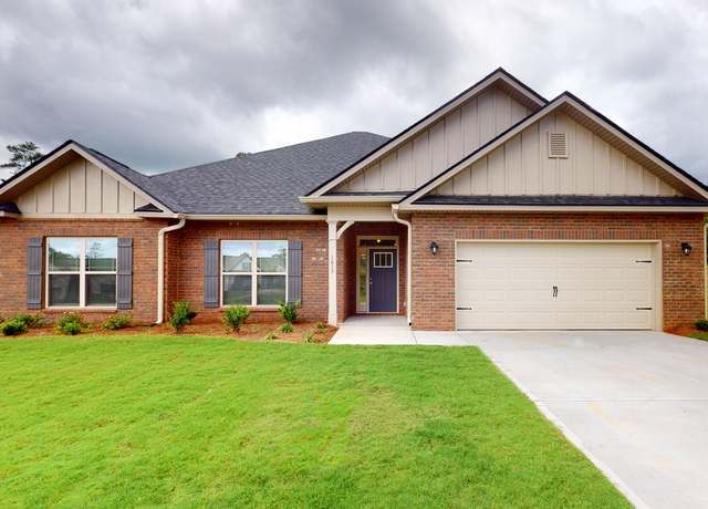 Property at 458 Southern Oaks Dr, Macon, GA 31216, 4 beds, 2.5 baths