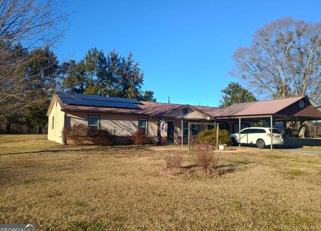 Property at 6396 Old Pendergrass Rd, Jefferson, GA 30549, 3 beds, 1.5 baths