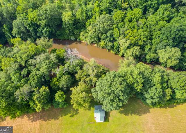Property at 1304 Broad St, Tallapoosa, GA 30176