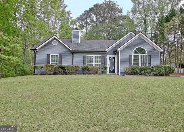 Property at 50 Shamrock Way, Newnan, GA 30263, 3 beds, 2 baths