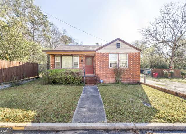 Property at 3493 Barnes St, Macon, GA 31204, 3 beds, 1 bath