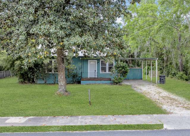 Property at 203 E 5th St, Woodbine, GA 31569, 3 beds, 1 bath
