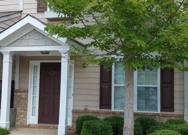 Property at 585 Mcwilliams Rd SE Unit 102, Atlanta, GA 30315, 2 beds, 2.5 baths