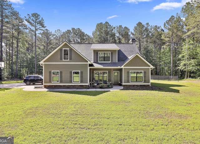 Property at 211 Beavers Rd, Grantville, GA 30220, 4 beds, 3 baths