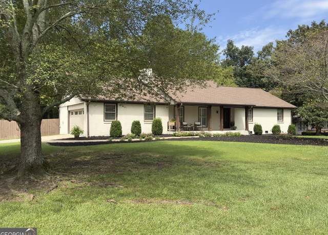 Property at 2641 Jodeco Dr, Jonesboro, GA 30236, 3 beds, 2 baths