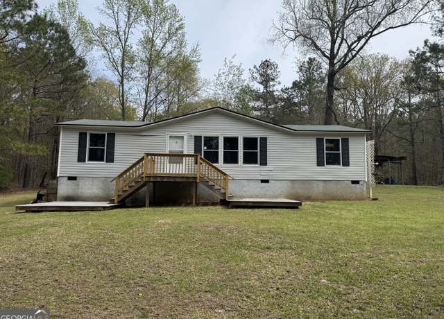Property at 1447 General Twiggs Dr, Macon, GA 31217, 3 beds, 2 baths