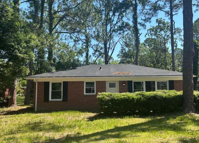 Property at 1408 Bethune St, Waycross, GA 31501, 3 beds, 2 baths