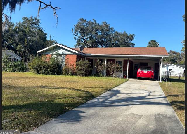 Property at 5021 Greenway Ln, Savannah, GA 31404, 3 beds, 2 baths