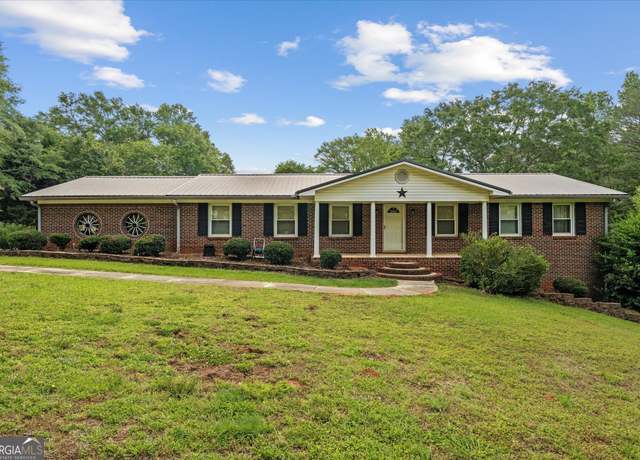 Property at 3633 S River Rd, Franklin, GA 30217, 3 beds, 2 baths