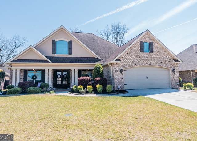 Property at 301 Emily Maygan Dr, Warner Robins, GA 31088, 4 beds, 2.5 baths