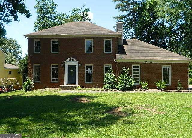 Property at 3683 Brown Dr, Decatur, GA 30034, 3 beds, 2.5 baths