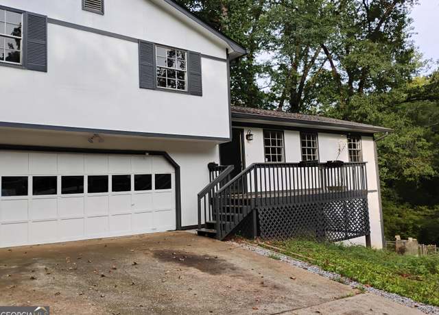 Property at 167 Lester Rd SW, Lawrenceville, GA 30044, 3 beds, 2 baths