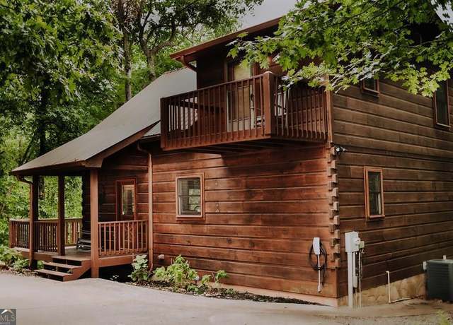 Property at 890 Brittney Dr, Blue Ridge, GA 30513, 3 beds, 3 baths