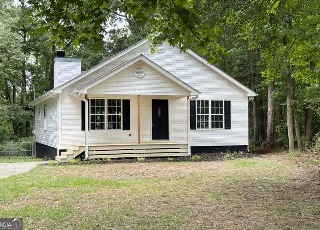 Property at 235 Baugh St, Commerce, GA 30529, 3 beds, 2 baths