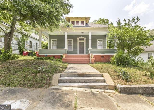 Property at 248 Clisby Pl, Macon, GA 31204, 3 beds, 2 baths