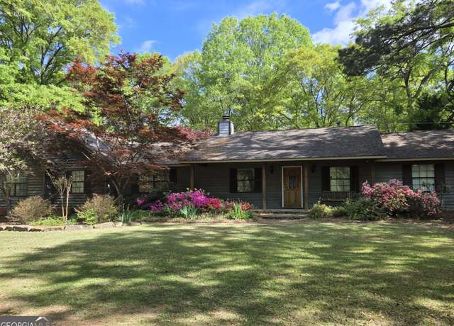 Property at 424 Hampton Rd, Hampton, GA 30228, 4 beds, 3.5 baths