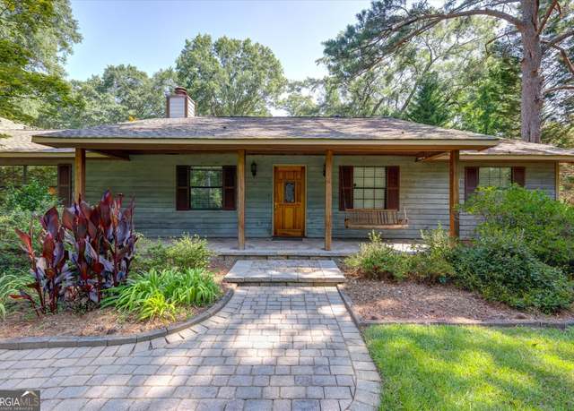 Property at 424 Hampton Rd, Hampton, GA 30228, 4 beds, 3.5 baths