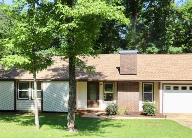 Property at 310 Ansley Dr, Athens, GA 30605, 3 beds, 2 baths