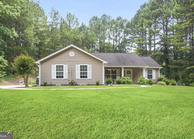 Property at 8340 Highway 54, Sharpsburg, GA 30277, 4 beds, 2 baths