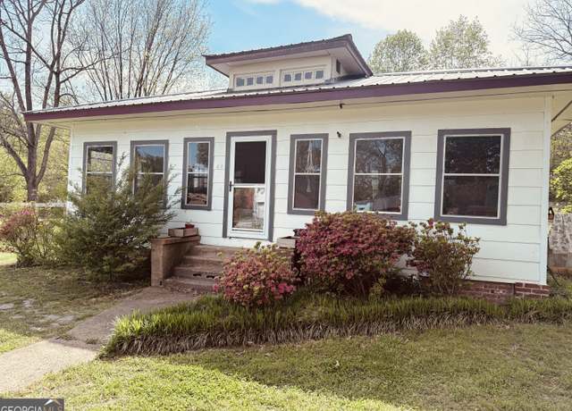 Property at 4209 S Us 11 Hwy, Rising Fawn, GA 30738, 3 beds, 2 baths