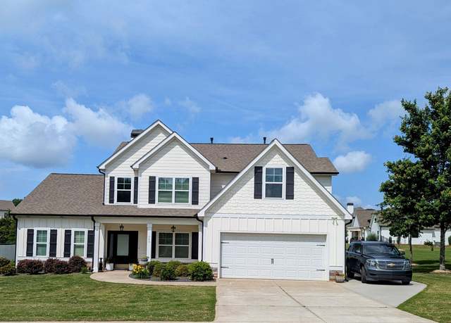 Property at 300 Kenwood Trl, Senoia, GA 30276, 4 beds, 3.5 baths