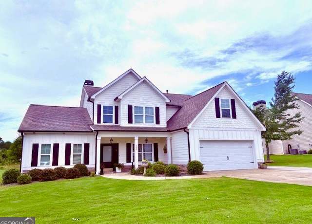 Property at 300 Kenwood Trl, Senoia, GA 30276, 4 beds, 3.5 baths