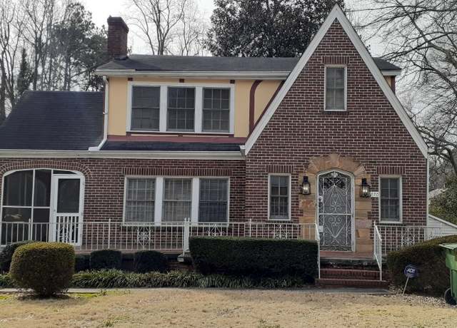 Property at 1270 M L King Jr Dr SW, Atlanta, GA 30314, 5 beds, 2.5 baths