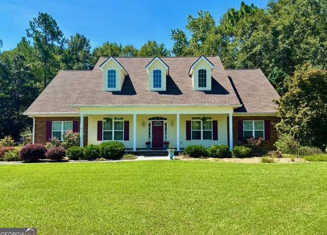 Property at 1924 Chatsworth Ct, Statesboro, GA 30461, 4 beds, 3 baths