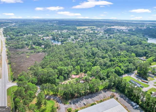 Property at 142 Emanuel Farm Rd, Brunswick, GA 31525