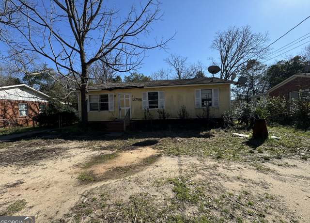 Property at 529 Hinton St, Fort Valley, GA 31030, 3 beds, 1 bath