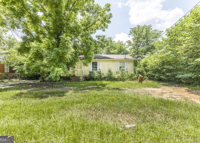 Property at 529 Hinton St, Fort Valley, GA 31030, 3 beds, 1 bath