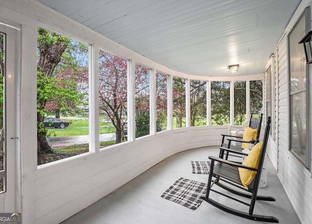 Property at 15 Bridge St, Mineral Bluff, GA 30559, 3 beds, 2 baths