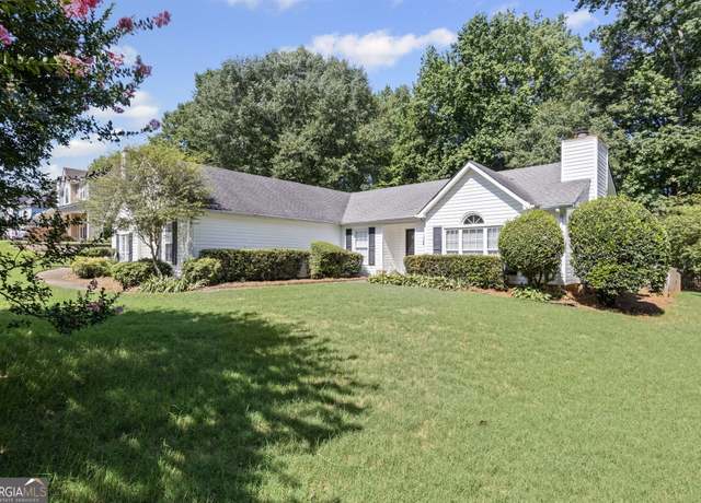 Property at 155 Woodstream Dr, Newnan, GA 30265, 3 beds, 2 baths